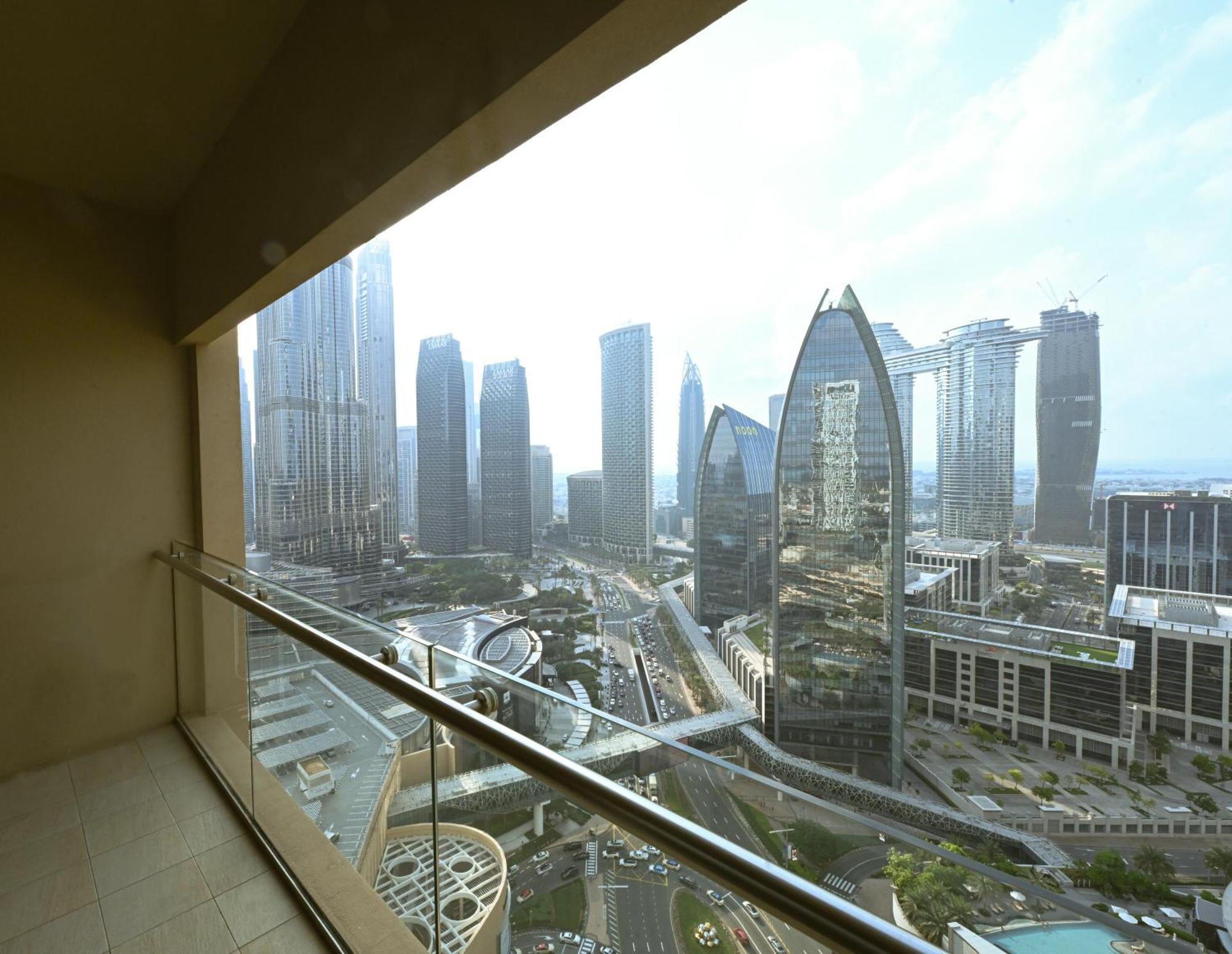 Emaar Fashion Avenue - Formerly Address Dubai Mall Four Apple ภายนอก รูปภาพ